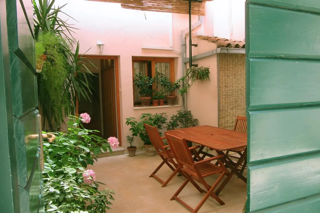 Dobra Apartments Trogir